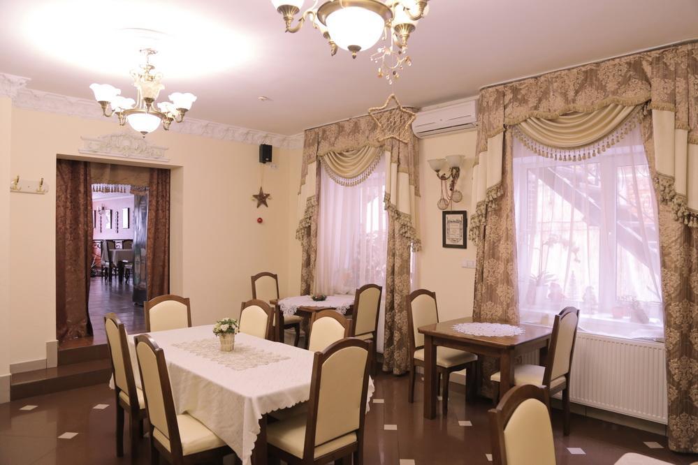 Gracia Hotel Beregszász Kültér fotó