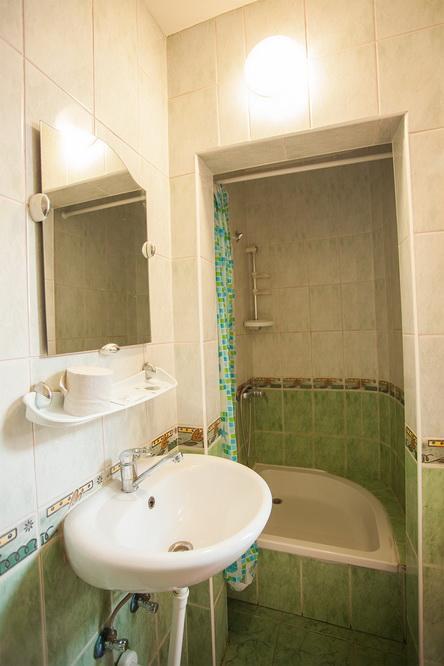 Gracia Hotel Beregszász Kültér fotó
