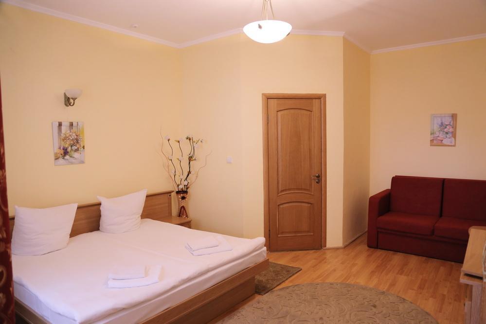Gracia Hotel Beregszász Kültér fotó